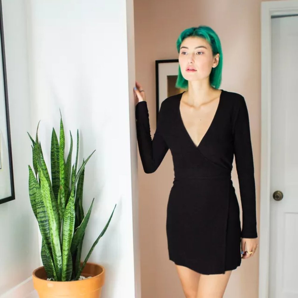 UO Sugar Knit Mini Wrap Sweater Dress in Black Size Medium NWOT